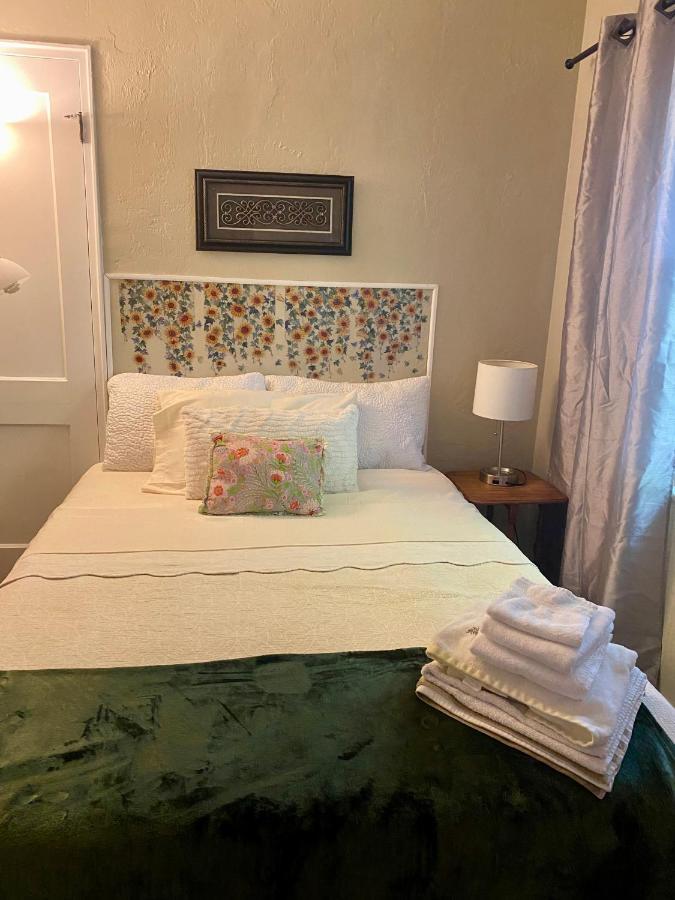 Villa Olivia Guest Rooms Hollywood Extérieur photo