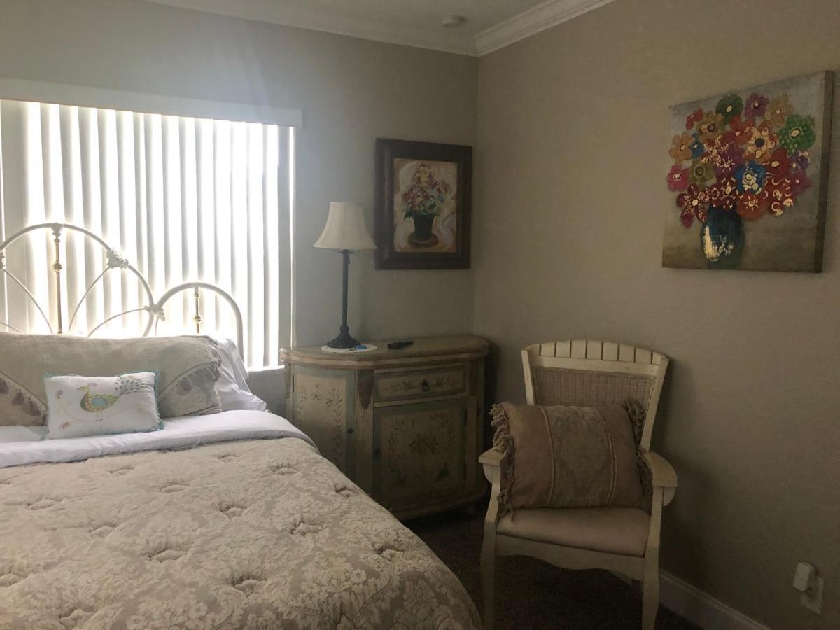 Villa Olivia Guest Rooms Hollywood Extérieur photo