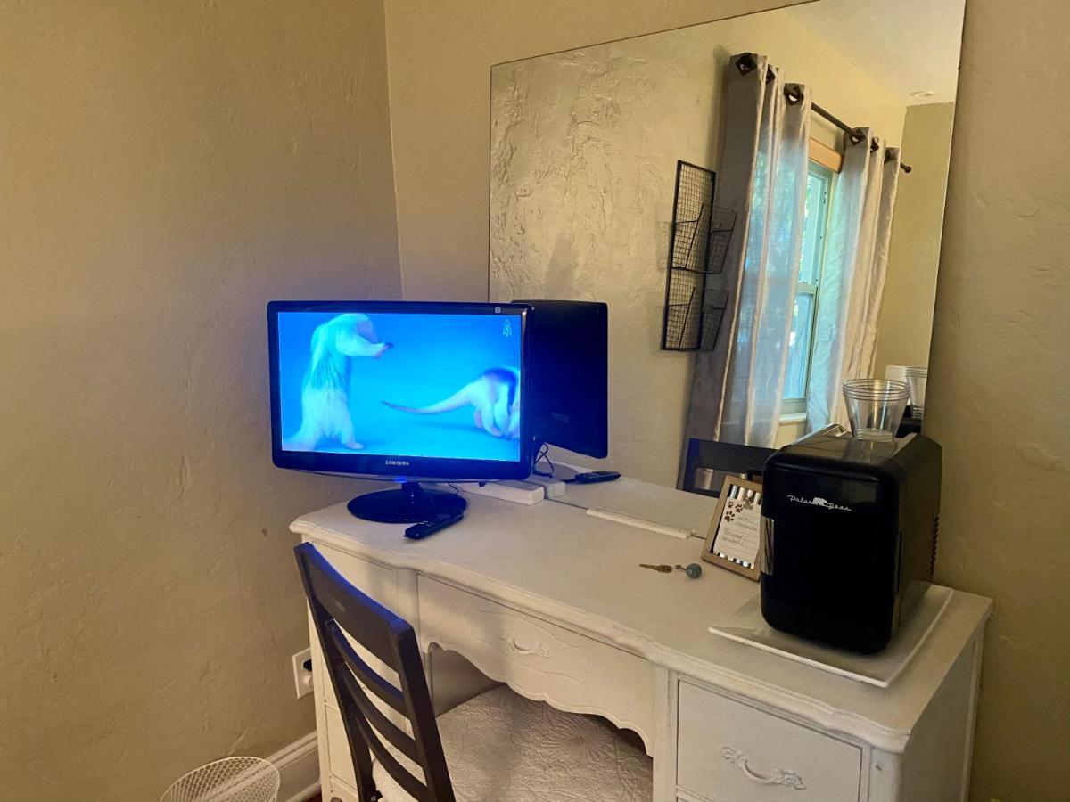 Villa Olivia Guest Rooms Hollywood Extérieur photo